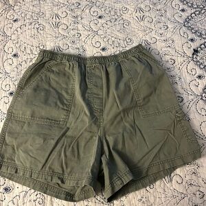 Green Casual Shorts by Jonathan Logan - Medium
